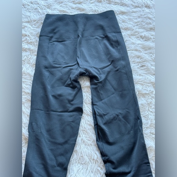 Lululemon leggings bundle - Picture 5 of 6